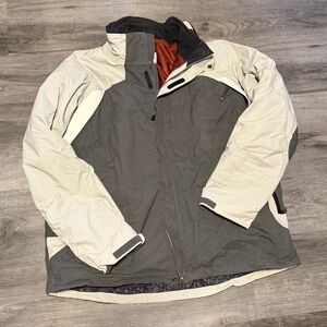 Columbia Men's Black and Cream Ski Jacket